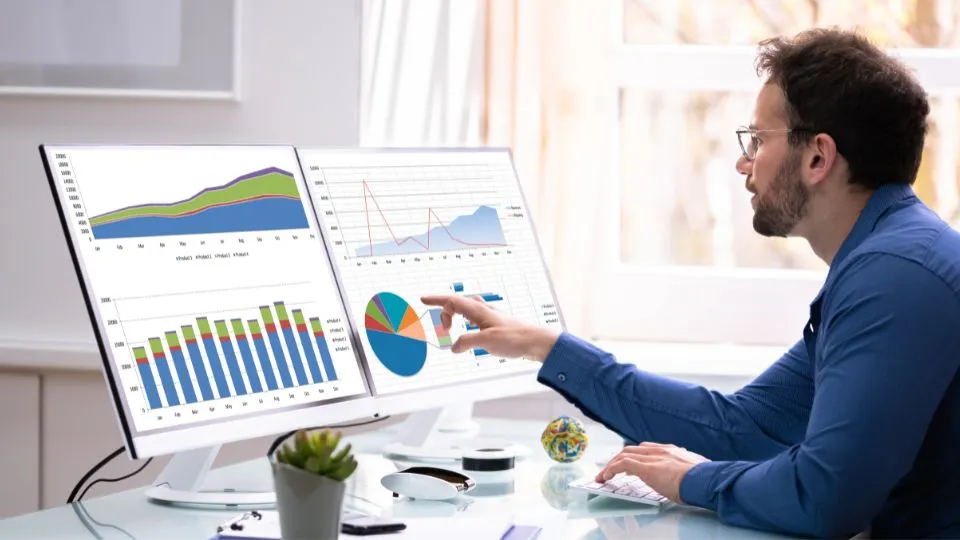 The True Cost of Manual HR Processes in GCC Organizations